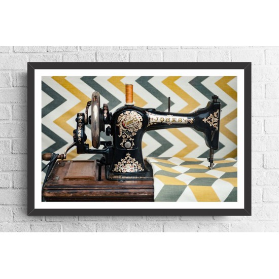 Quadro Maquina de Costura Retrô  - 44x64 cm