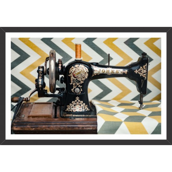 Quadro Maquina de Costura Retrô  - 44x64 cm